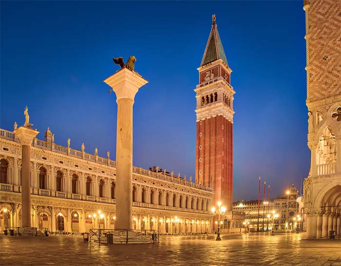 Discovering St. Mark's Basilica: Unveiling Its Historical Evolution and Interior Marvels