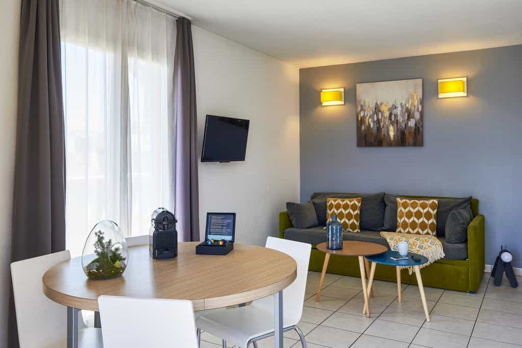 Aparthotel Adagio 6