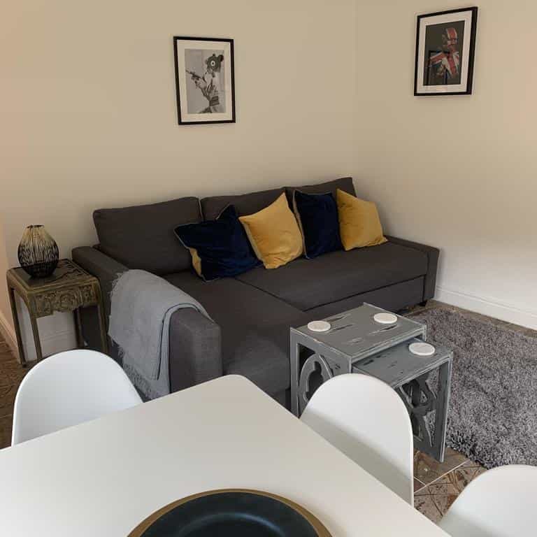Allure Watford 6