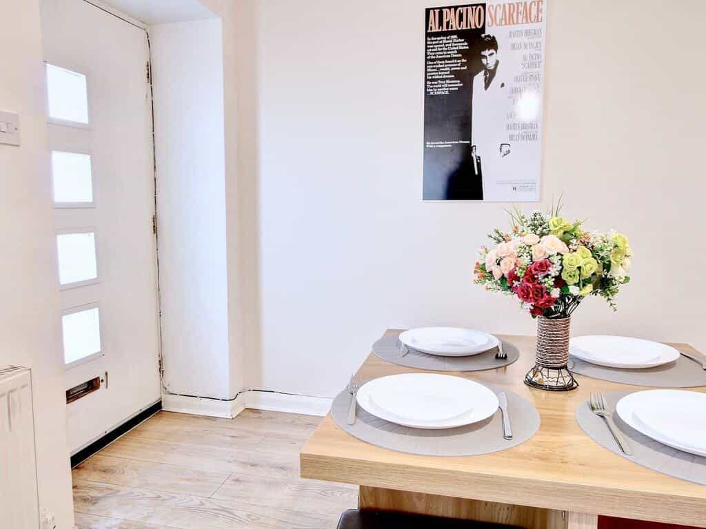 Alluring Apartment 3