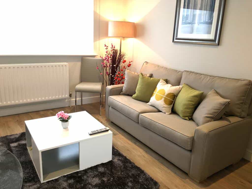 An ENTIRE 2bed + TV&WiFi - Marston Oxford