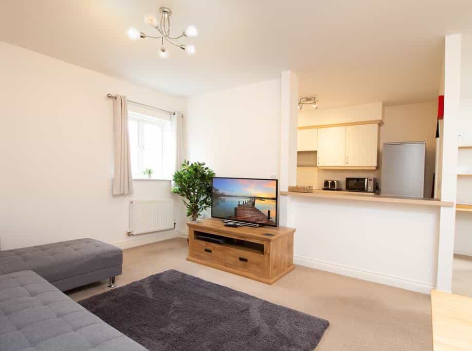 OPP Apartments -Contractors, M5 link, Sowton, Exeter City, free parking&Wifi