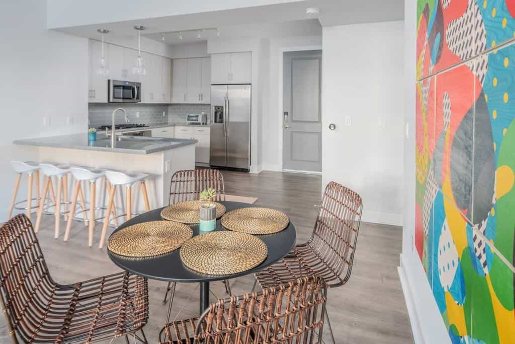 Luxury 2br 1