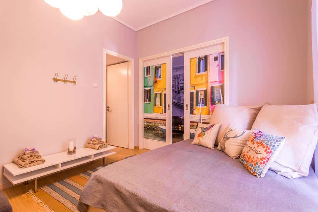 Charming spacious 4 bedroom flat in central Athens