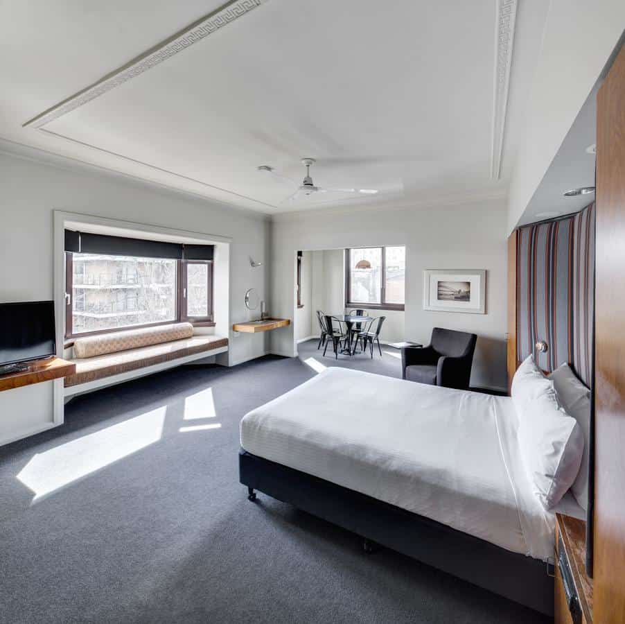 Regents Court 5