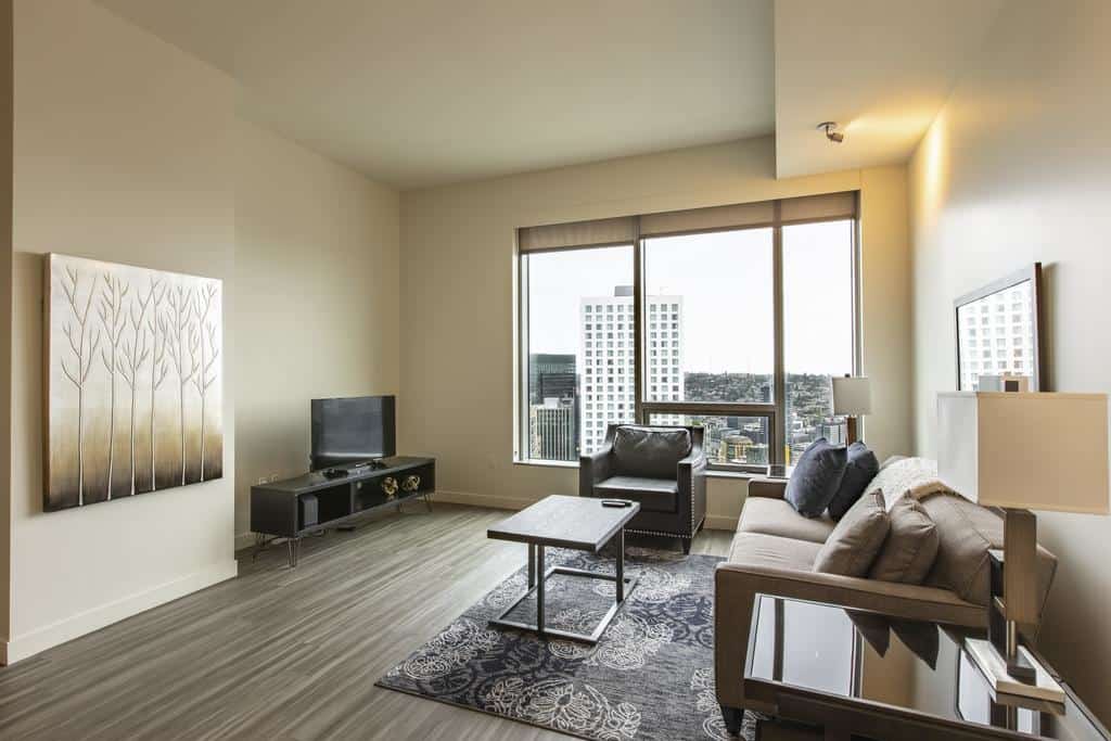 Downtown Seattle Convention Center Apartments 