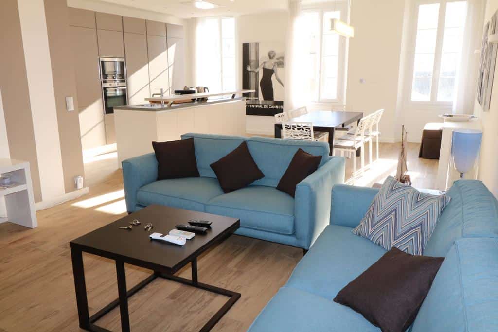  Luxury, central 3 bedroom 5 mins from the Palais 410