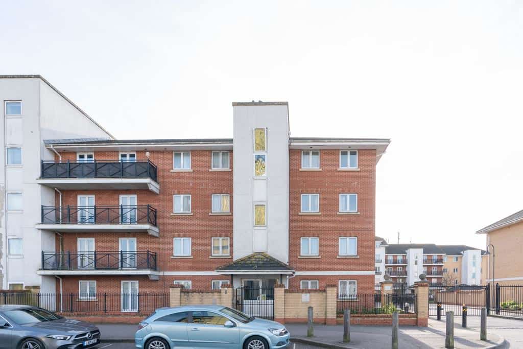 Suites by Rehoboth - Abbey Wood Station - London Zone 4