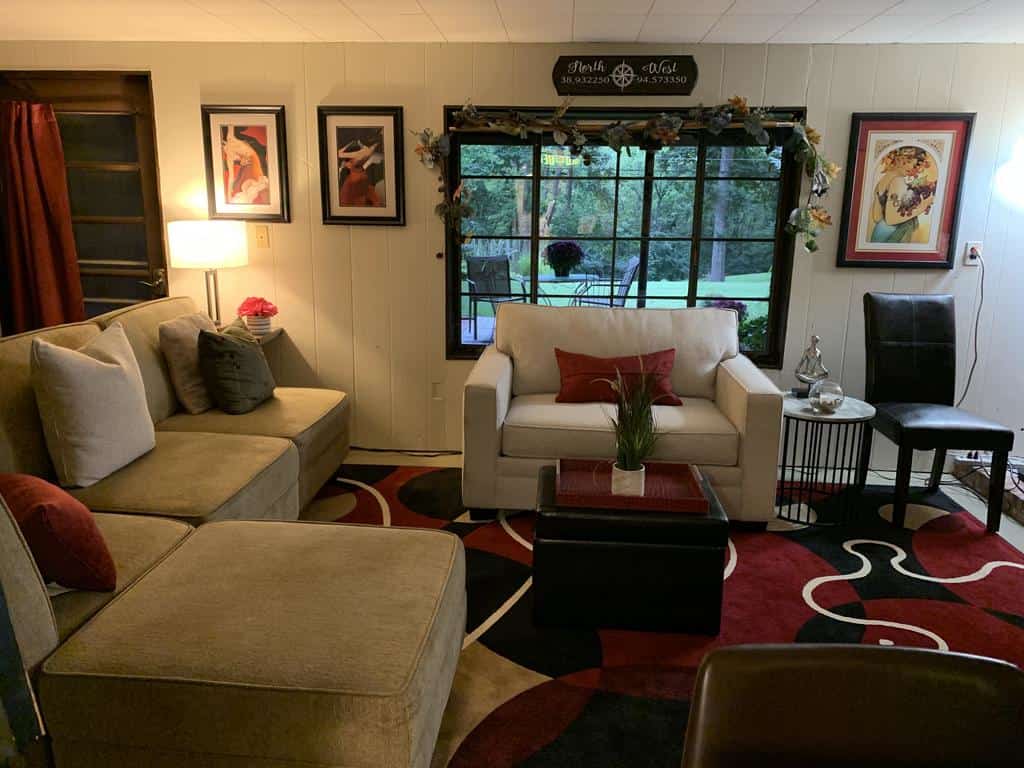 DELIGHTFUL Patio Apartment in SOUTH KC