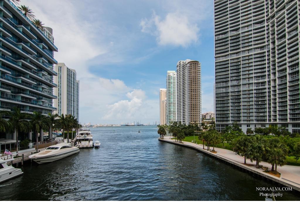 LUXURY 5-STAR CONDO @47TH floor in Icon Brickell