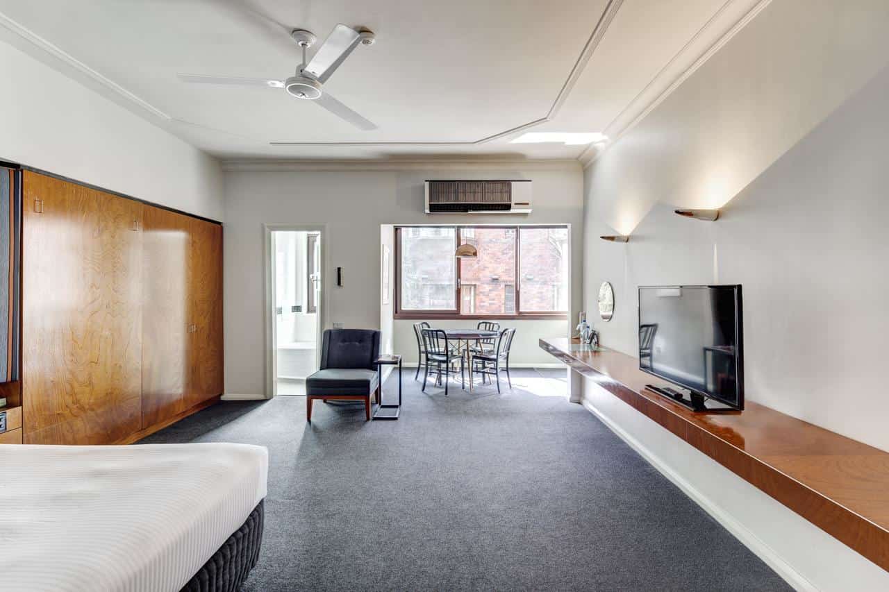 Regents Court 2
