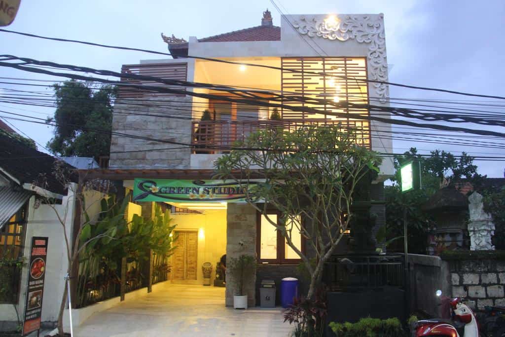 Green Studio Apartment Seminyak