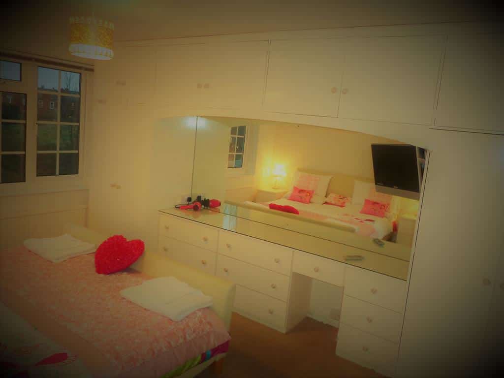 2 Bedroom 1