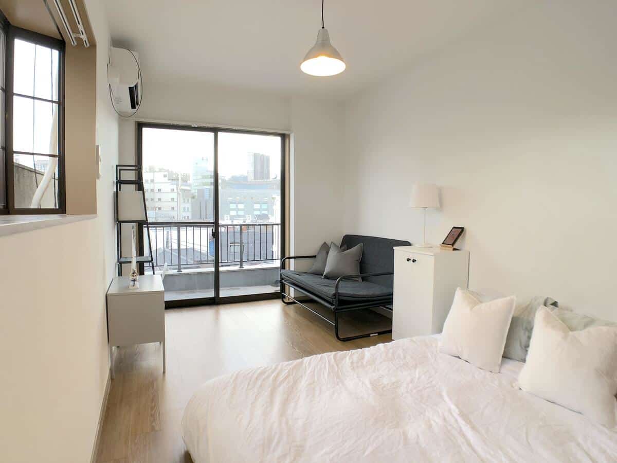  Three Bedroom Apartment with a Terrace in Tokyo