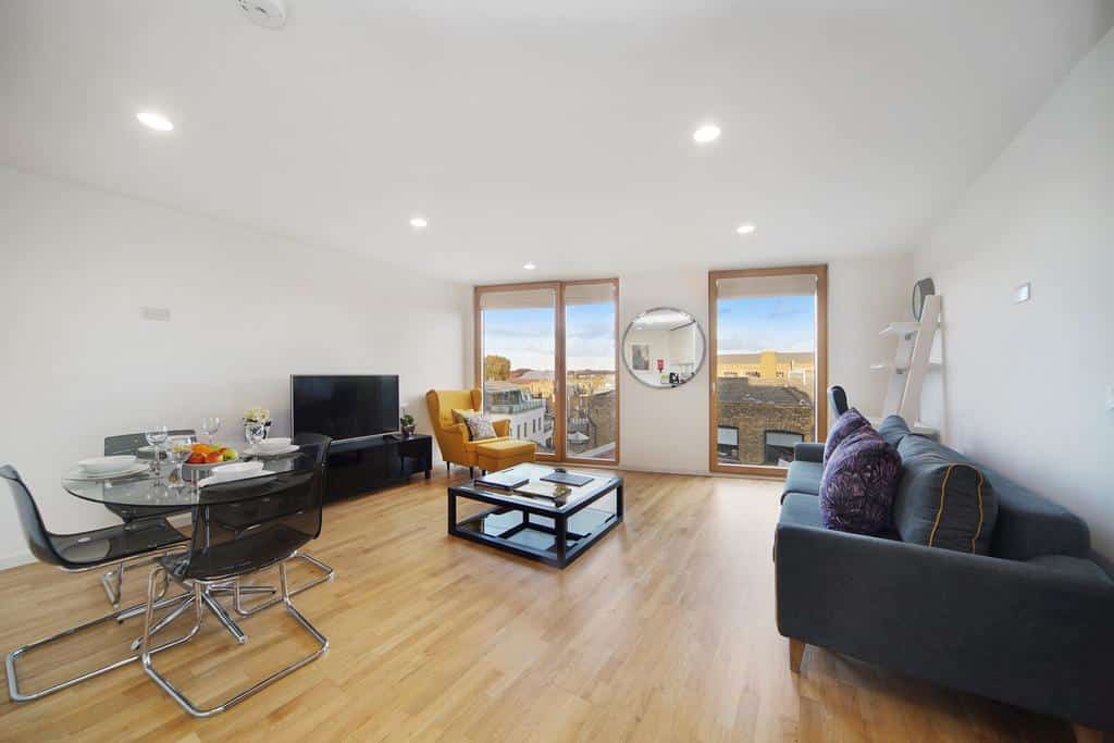 1 Bedroom 1