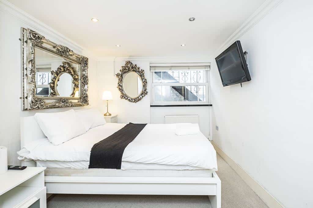 Stylish Apartment 6