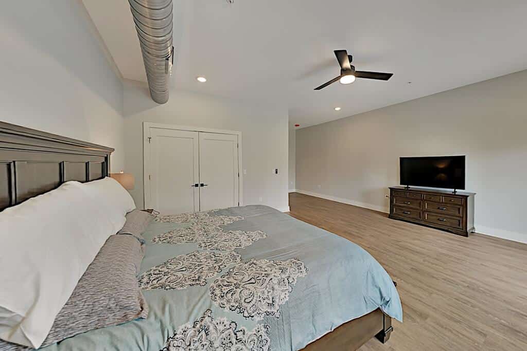 Chic Retreat 6