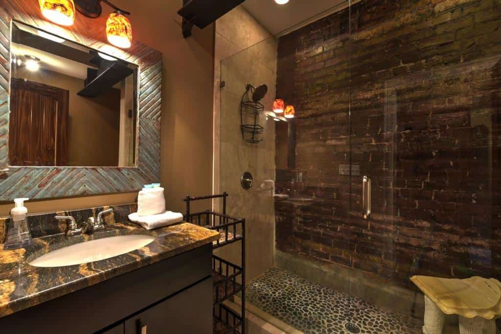 Ellington Loft 7