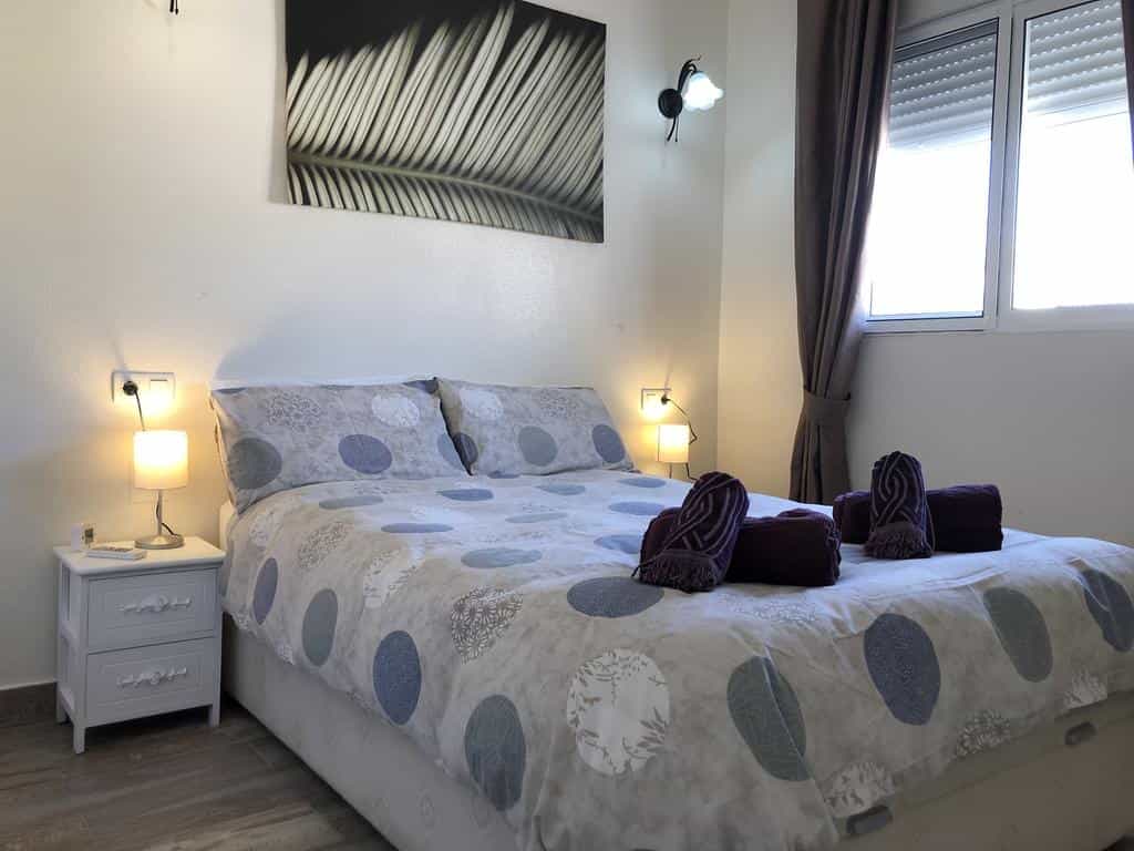 Apartment In 1