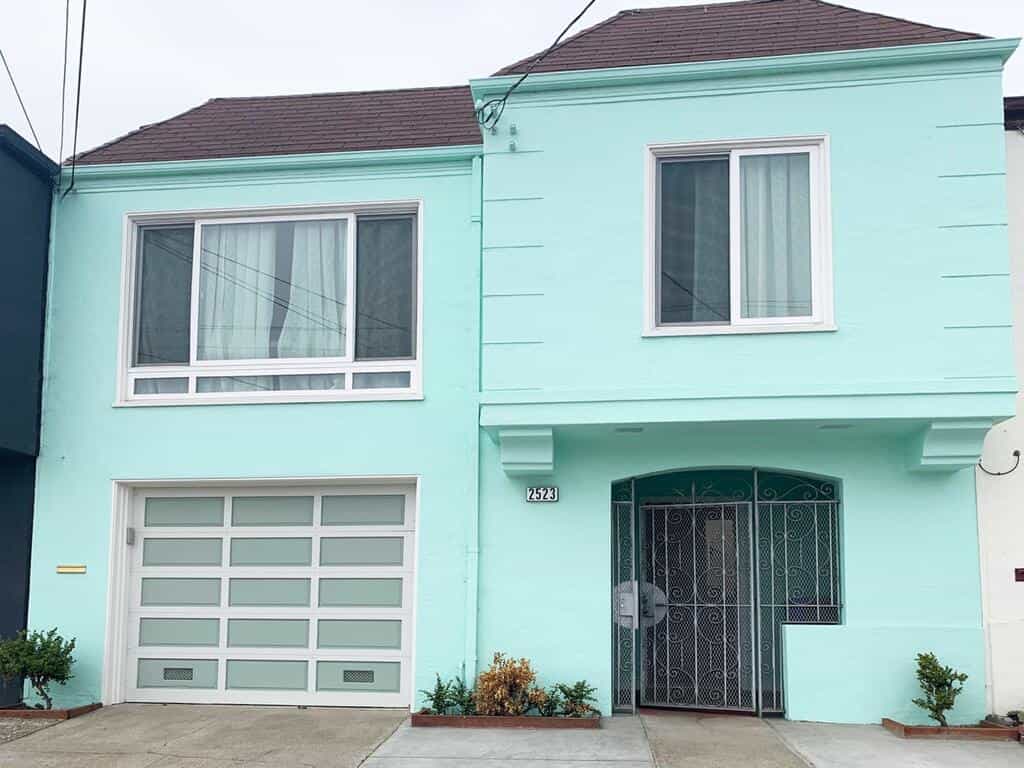 Beautiful 3 Bedroom next to Sunset ocean beach