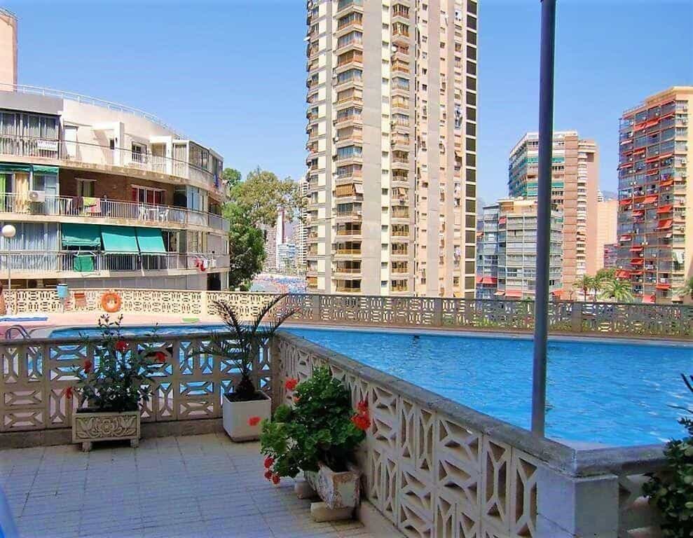 Lux Benidorm 1