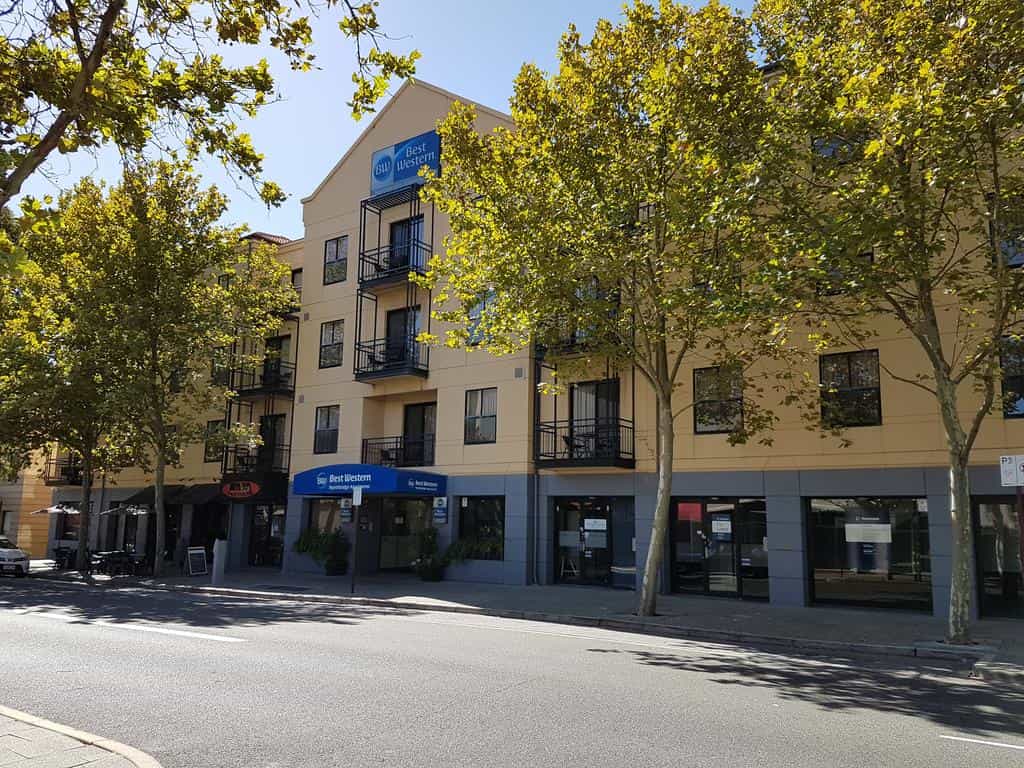 Best Western Northbridge Apartments