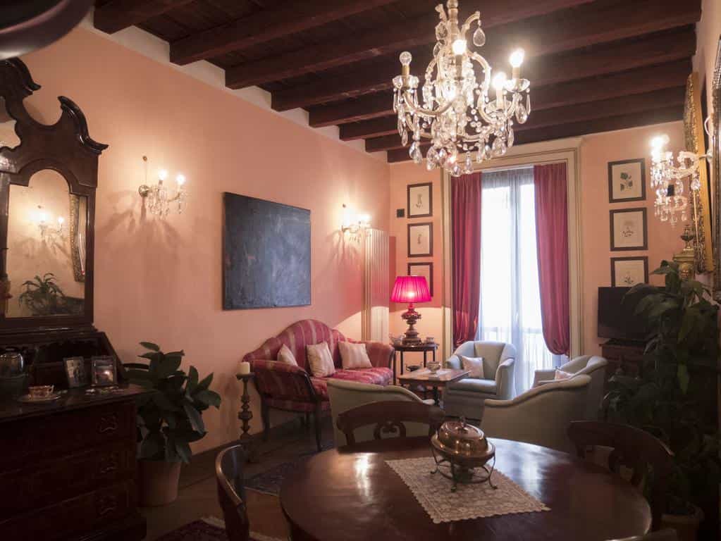 Broletto 26 5