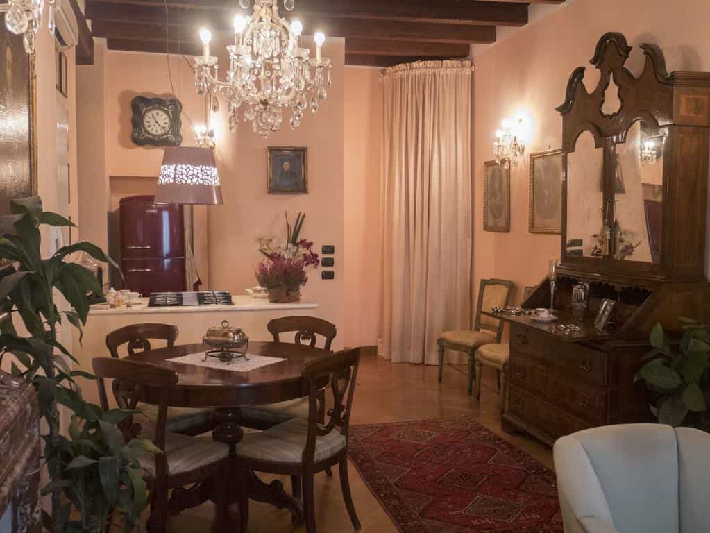 Broletto 26 1
