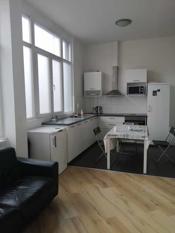 Business Apartment 6