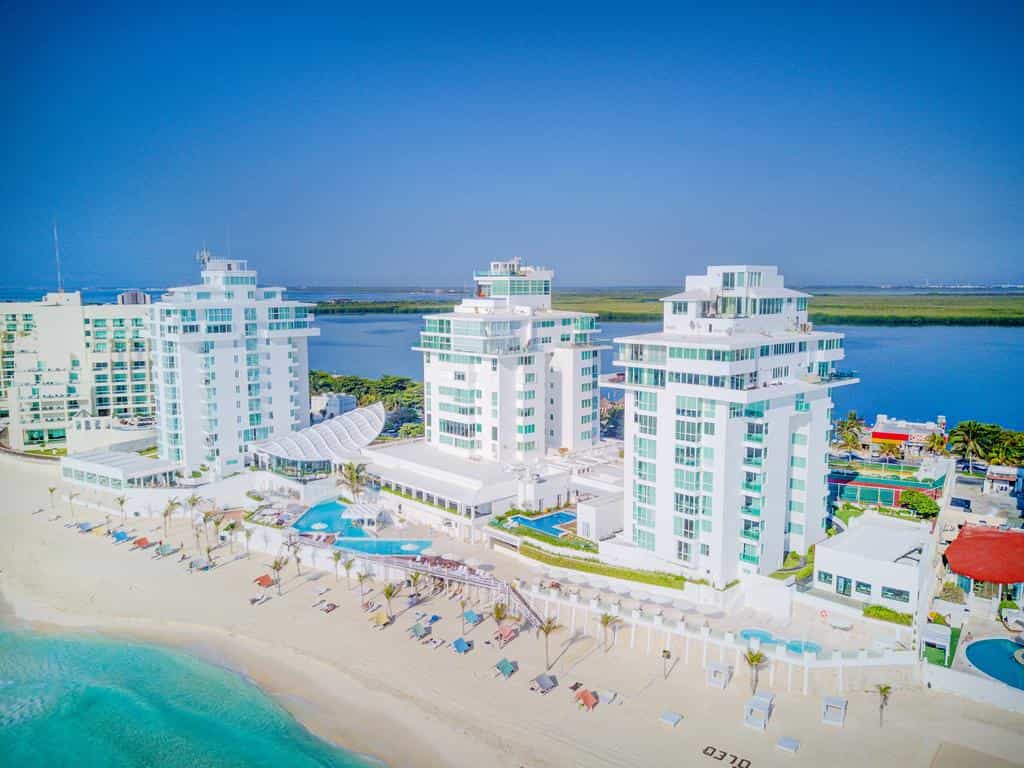 By Tim M - Penthouse #3703 - on the Beach in the Cancun Hotel Zone