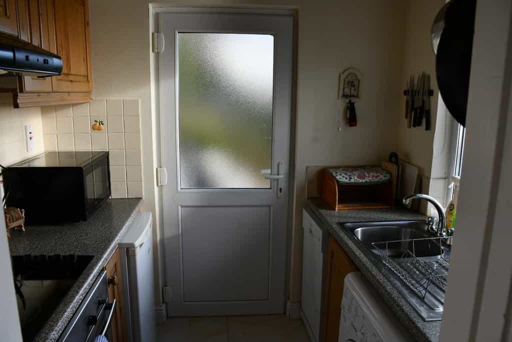 Rocklands Cottage 2