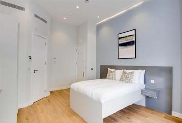 Studio Bedroom at Cromwell Serviced Apartments in London
