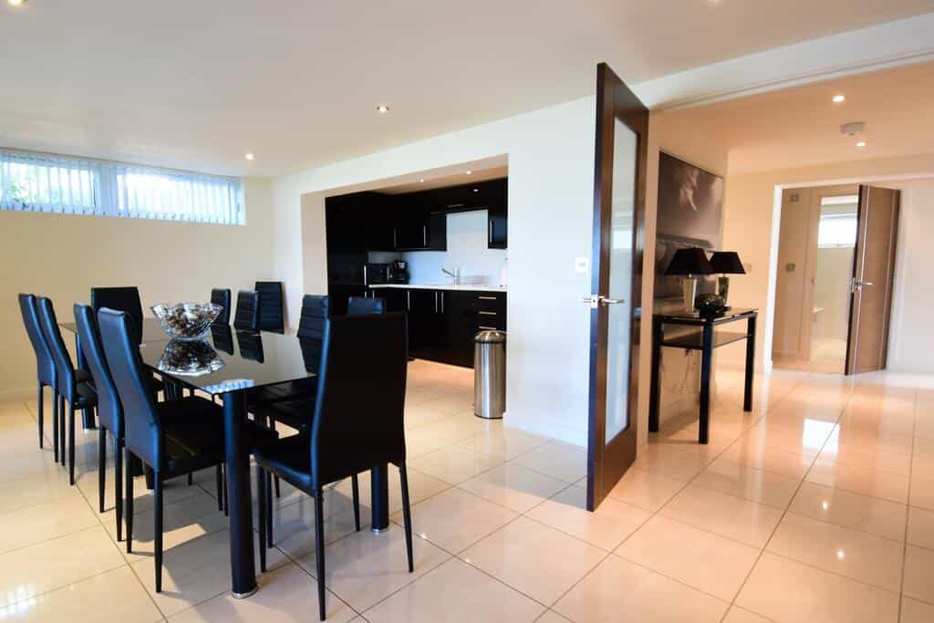 Deluxe Harbour 5