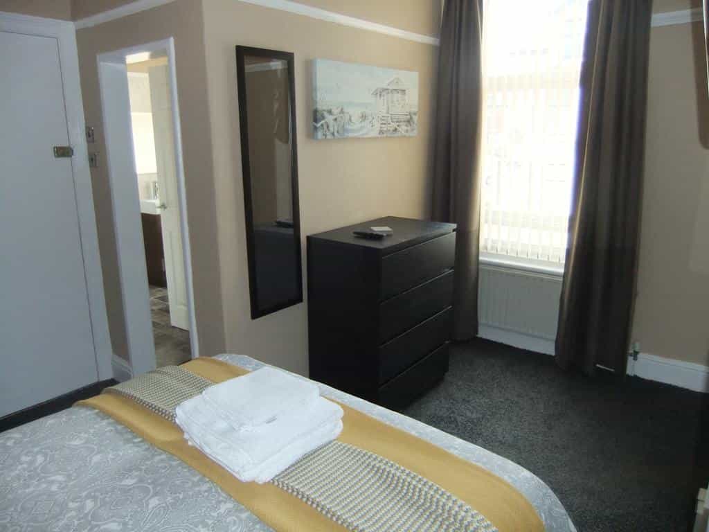 Dewsbury House 3