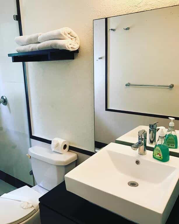 Downtown Apartment 4