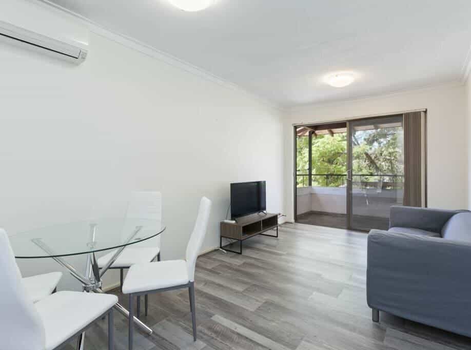 Fabulous Location Near Perth Zoo with Free Parking