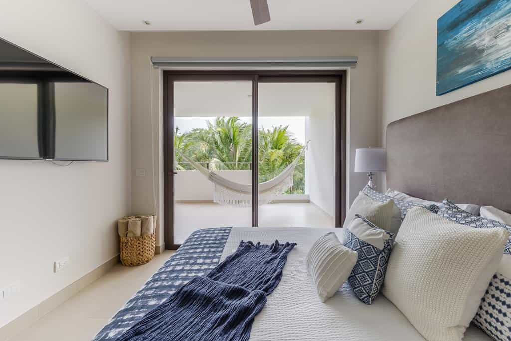 Condo Jade 2