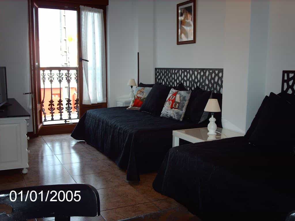 Apartamentos Los 6