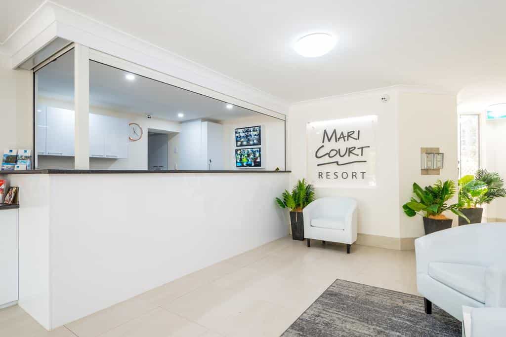 Mari Court 2