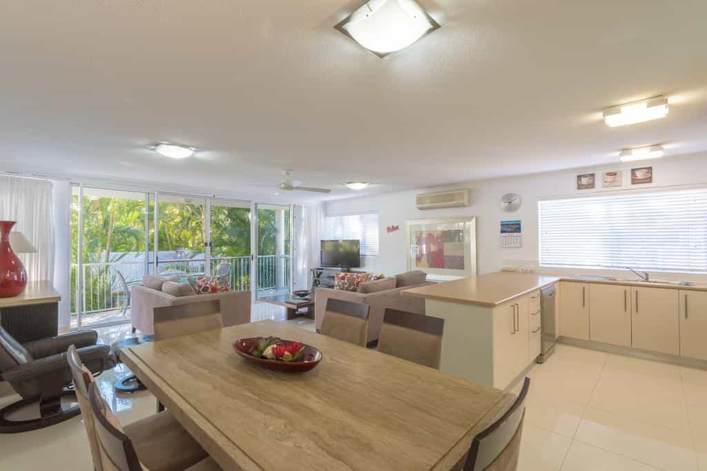 Noosa Outrigger 5