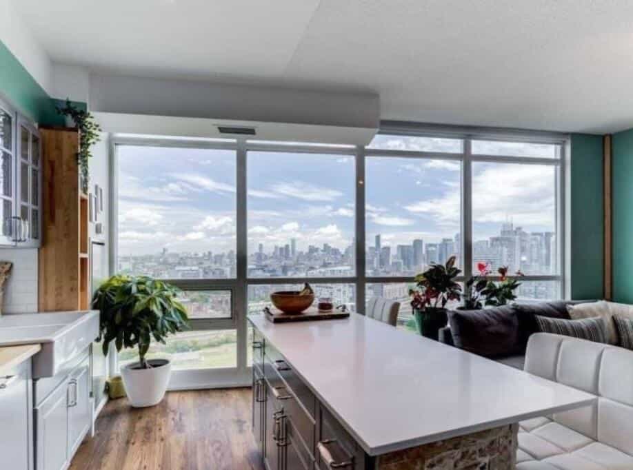 Executive Condo downtown with skyline view