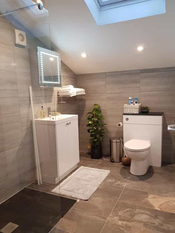 Premium Studio 4