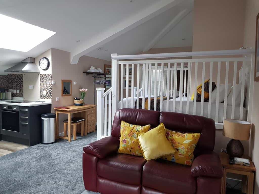 Premium Studio 1