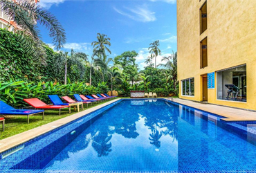 Swimming pool at Veera Strand Service Apartments in Goa