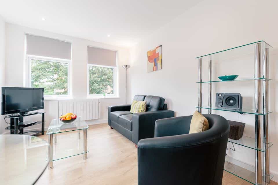 Roomspace Serviced 1