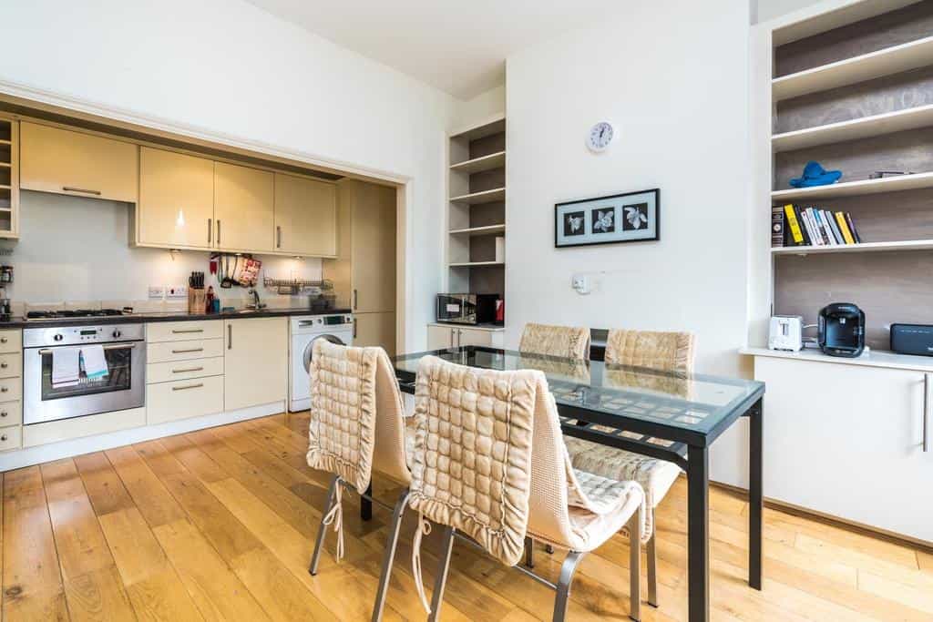 Sleek 2bd 5
