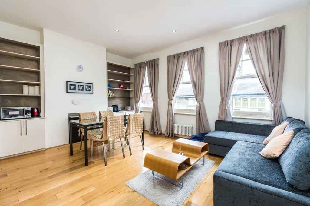 Sleek 2bd 4