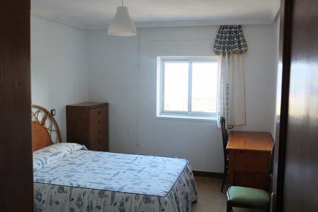 Small Apartment 1