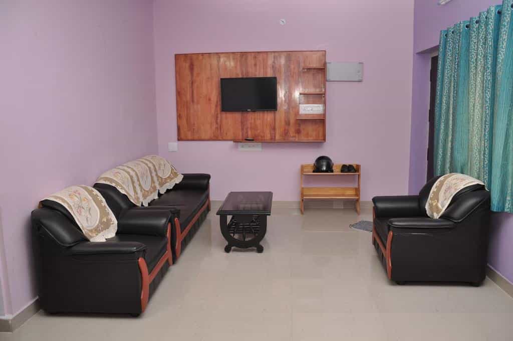 Srirangam Service Apartment