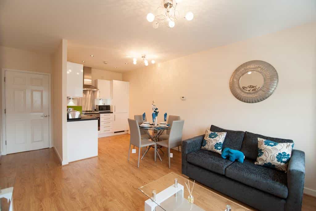 Station Suites 3